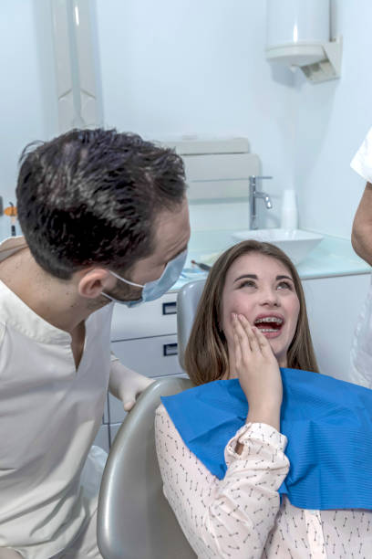 Best Emergency Dentist for Lost Fillings or Crowns in Uvalde, TX